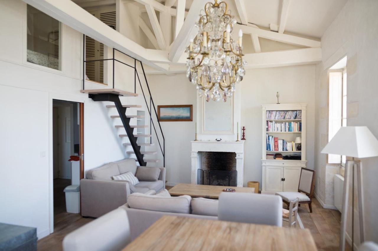 Apartamento XVIII Century Gem With Magnificent Views Of The Harbour With A Private Garage Saint-Martin-de-Ré Exterior foto